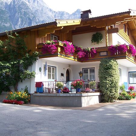 Gaestehaus Huber Leogang Buitenkant foto